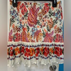Farm brand skirt size small like new